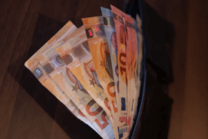 differenza tra stipendio lordo e netto